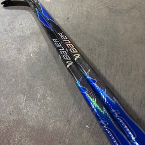 BAUER VAPOR Flylite 2 PACK Pro Stock Hockey Stick Grip P28 55 Flex Right 78923