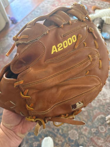 Wilson A2000 LH First Base Baseball Glove 12.5" (Used)