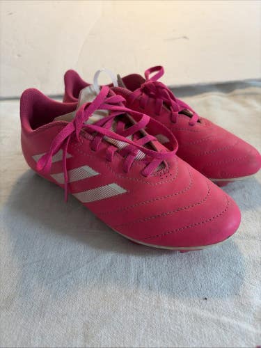 Girls Junior Size 4 Adidas Pink Soccer Cleats. Excellent Condition.