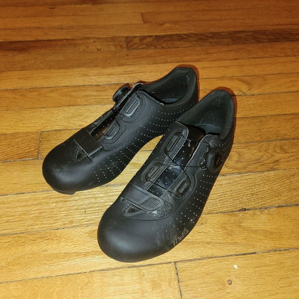 Fizik Tempo R5 Powerstrap Road Cycling Shoes, Black/Black US 7 / Eu 39.5