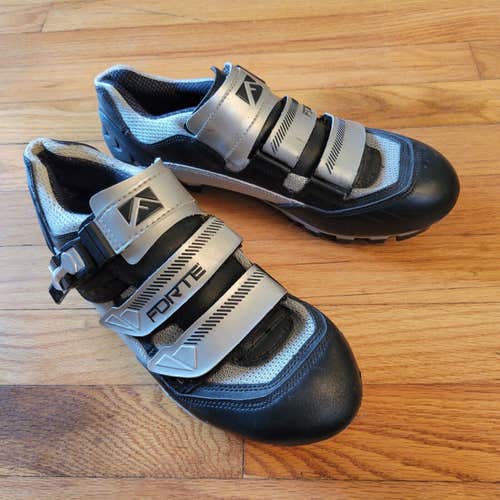 Forte Mens Cycling Shoes CM300L hook & loop and ratchet US 8.5 / EU 42
