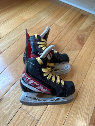 2021 CCM JetSpeed FT485 Hockey Skates 11.5 (Used)