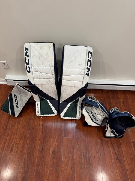 34+1 2024 CCM EFlex 6 Regular Goalie Full Set (Used) with extra Bauer glove
