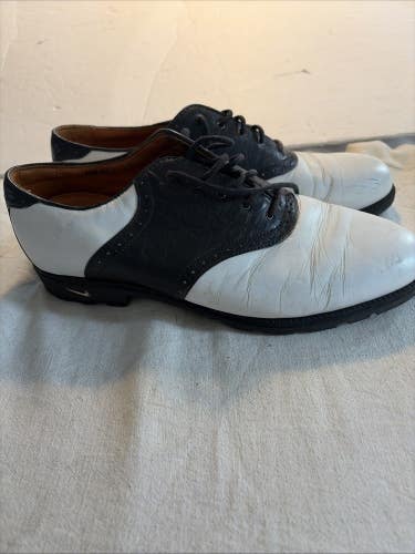 Mens Adult Size 9.5 Nike Golf Soft Spike Golf Shoes