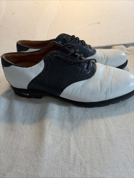 Mens Adult Size 9.5 Nike Golf Soft Spike Golf Shoes