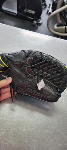 Used Mizuno 12.5 BB/SB Glove RH Throw Black 12 1/2" 11497-S000155896