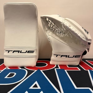 True Catalyst 7x L87 Regular Glove & Blocker Intermediate (NEW) White/White