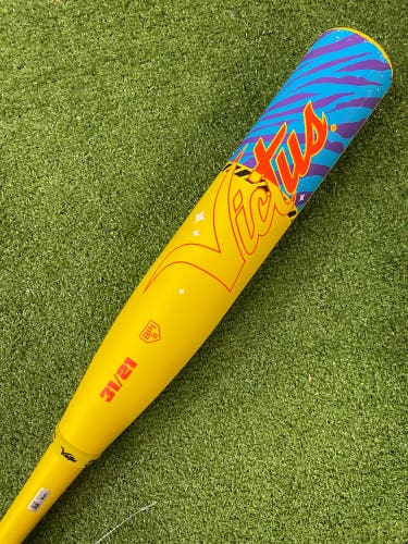 Victus Nova Lit Composite USSSA (2 3/4") 2026 (-10)