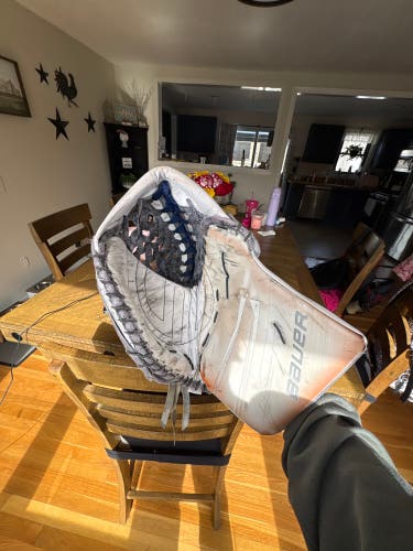 2023 Bauer Vapor Hyperlite 2 580 Full Right Pro Stock (Used)