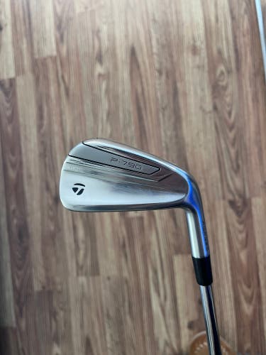 CUSTOM Men's 2019 TaylorMade P-790 Right Handed Iron Set Steel Shaft (Used)