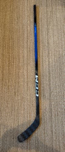 Blue Senior CCM JetSpeed FT8 Pro Right Handed Hockey Stick P29+1/4 85 Flex