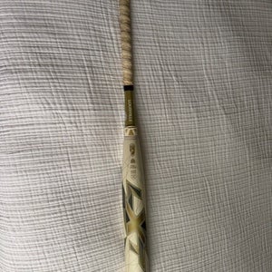 Louisville Slugger LXT Composite Bat (-10) 22 oz 32" (Used)