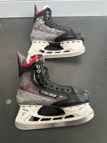 Bauer Vapor X Shift Pro Hockey Skates 5 (Used)