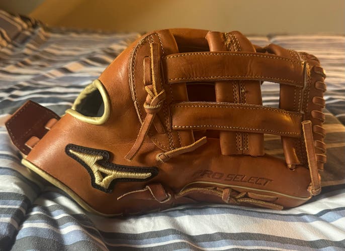 Mizuno Pro Select RH Infield Baseball Glove 12" (Used)