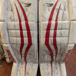 34" Vaughn Velocity V7 Pro Carbon XF Goalie Leg Pads (Used)