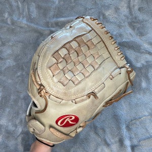 Brown Rawlings Gold Glove Elite RH Pitcher's Softball Glove 12.5" (Used)