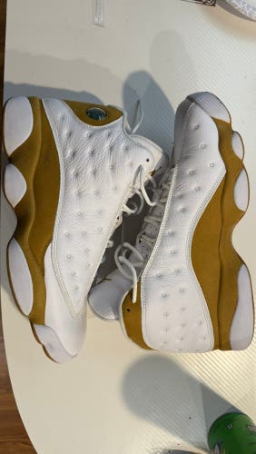 Men's Size M 12.0 (W 13.0) Air Jordan 13 Shoes (Used)