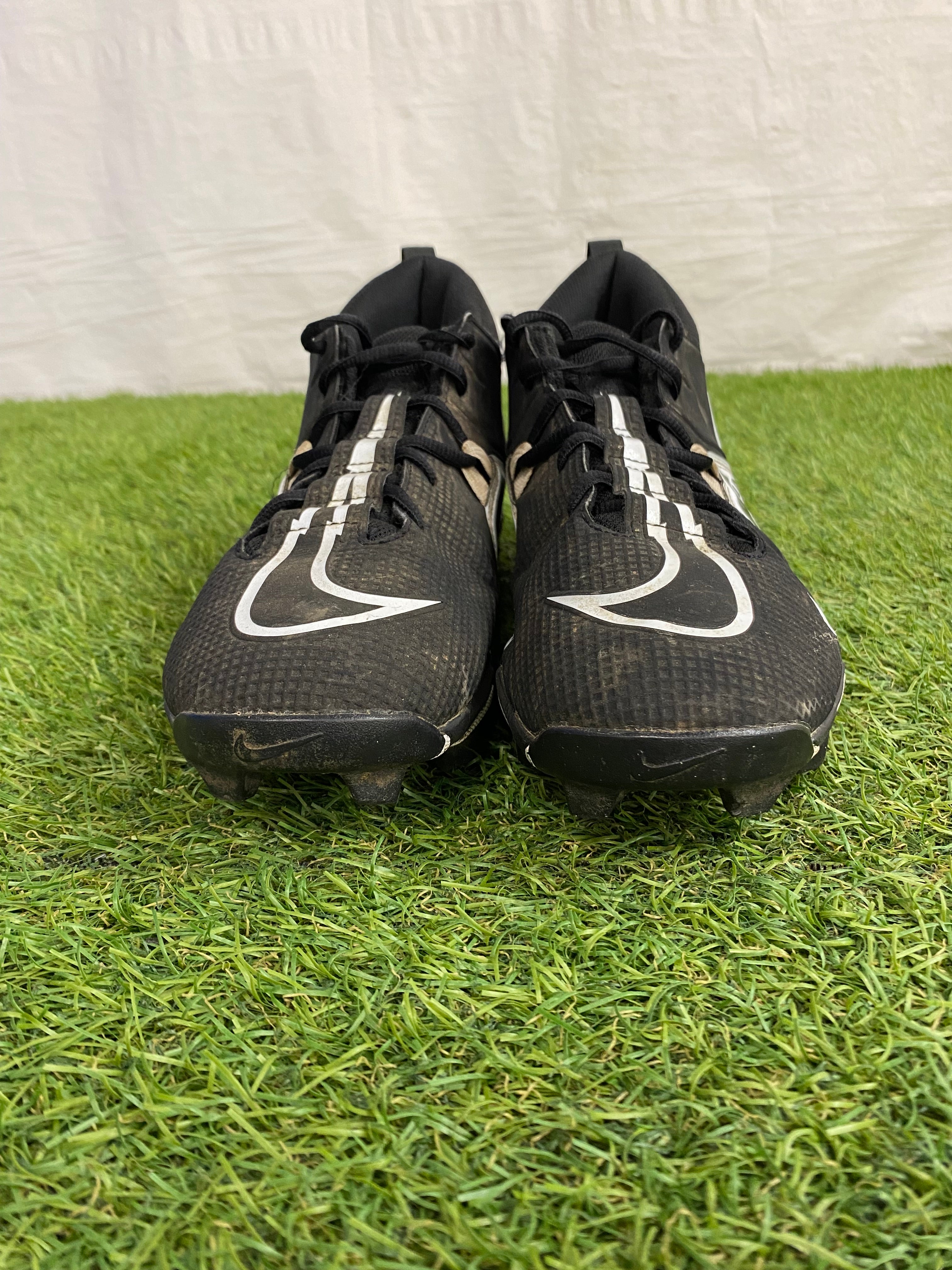 Nike Alpha Menace 3 Shark Black Football Mid Top Cleats | Men’s Size 10 Amazon.com | Nike Boy main image 3