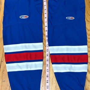 Blue Youth Small Athletic Knit HS2100 Socks (New)