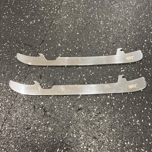 {Blade Tech} XS (Used) 255