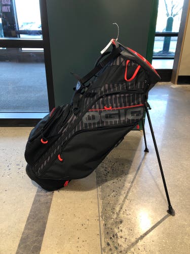 Men's Ogio Standing Golf Bag (Used)