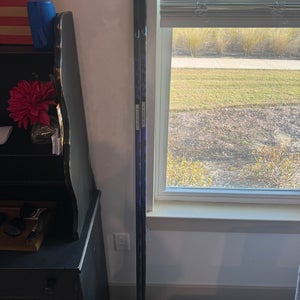 Senior CCM Ribcor Trigger 10 Pro Right Handed Hockey Stick P29 75 Flex (New)