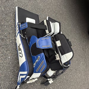28" Brian's Optik 3 Goalie Leg Pads (Used)