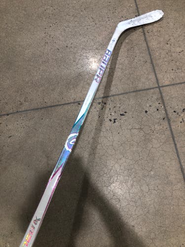 Intermediate Bauer Proto2 Hockey Stick Right Handed P28 55 Flex (Used)