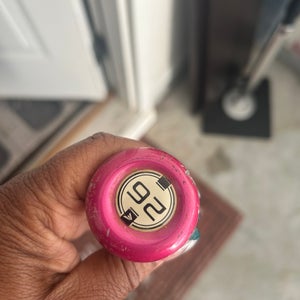 2018 Easton Pink Sapphire Alloy Bat (-10) 16 oz 26" (Used)