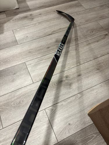 Senior Sher-Wood Rekker Morph Pro Right Handed Hockey Stick P92 71 Flex (Used)