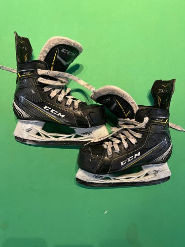 CCM Super Tacks AS1 Hockey Skates | Size 13Y