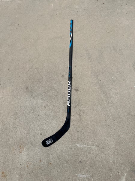 Intermediate Bauer Volt Right Handed Hockey Stick P92 40 Flex (Used)