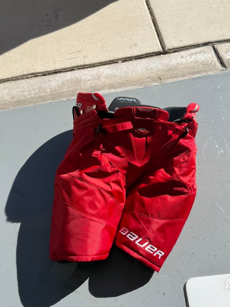 Senior XL Bauer Flylite Hockey Pants (Used)