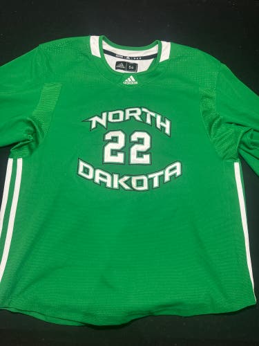 NORTH DAKOTA | Green Size 56 Men's Adidas Jersey (Used)