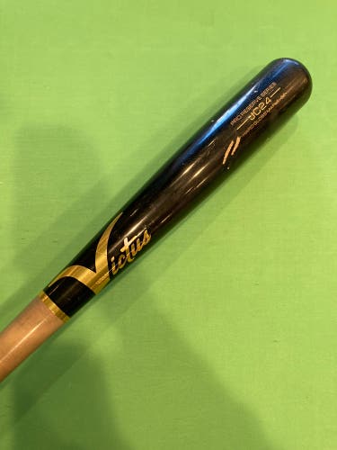 Victus JC24 Maple Baseball Bat 29oz 32"