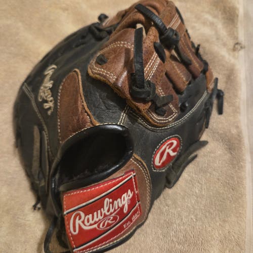 Rawlings RH First Base Youth Renegade Baseball Glove 11.5" Nice Game Ready