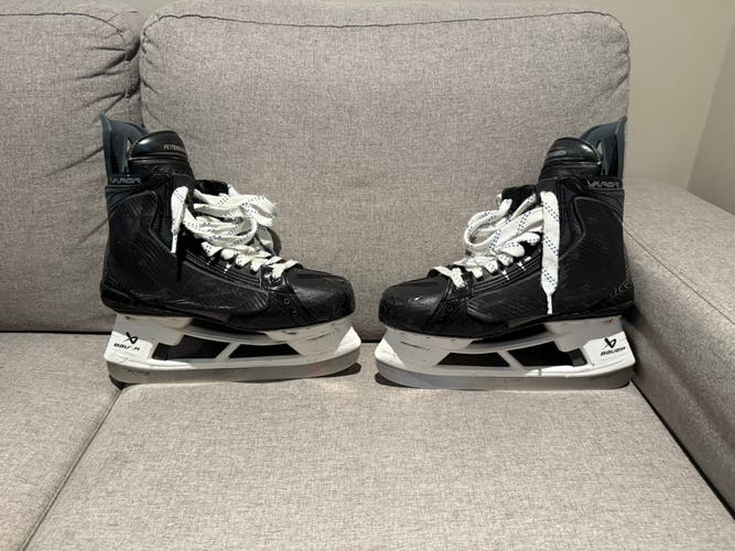 Black 2025 Bauer Vapor Flylite Hockey Skates Pro Stock 8.5 (Used)