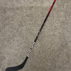 Senior Bauer Nexus Geo Right Handed Hockey Stick  Pro Stock