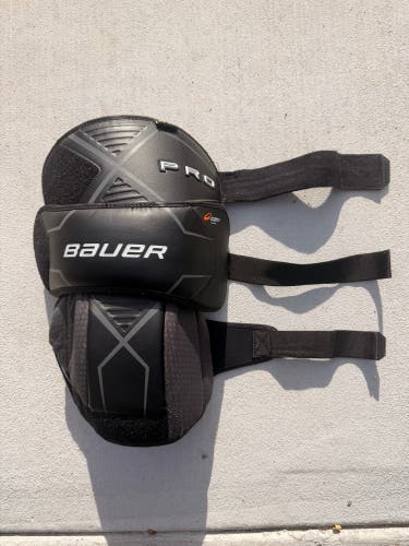Bauer Pro Goalie Knee Guards (Used)
