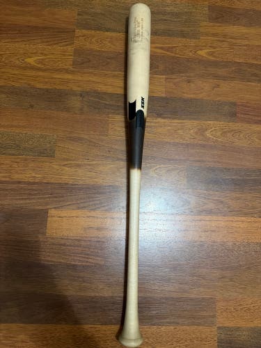 2025 SSK Javier Baez JB9 Pro Maple Bat (-3) 30 oz 33" (Used)