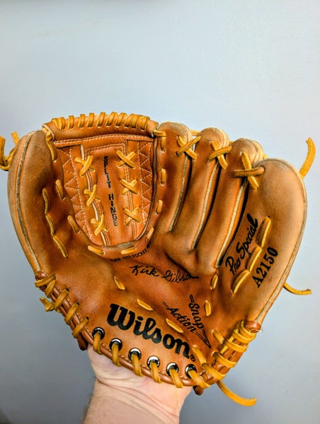 Wilson RH A2150 Baseball Glove 11" (Used)