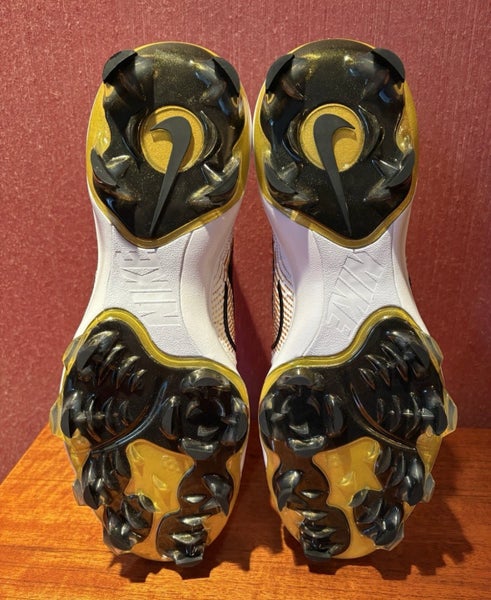 Nike Alpha Huarache NXT MCS White Gold Men display picture 3