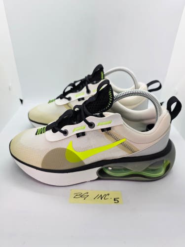 Nike Air Max GS Shoes Summit White DA3199-102 Youth sz 6Y / Women's sz 7.5