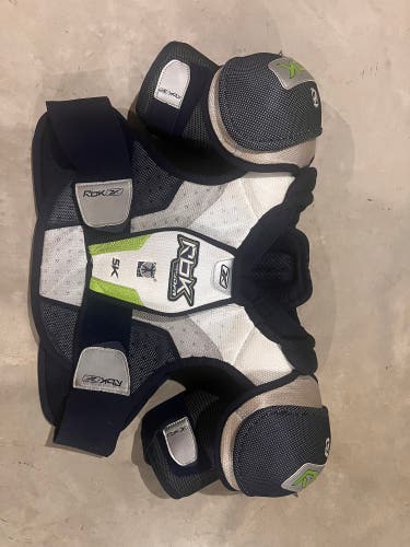 Small Senior Reebok 5K Shoulder Pads (Used)