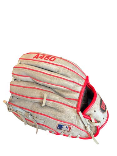 Used Wilson A450 BB/SB Glove RH Throw Grey 11 1/2" 11863-S000025399