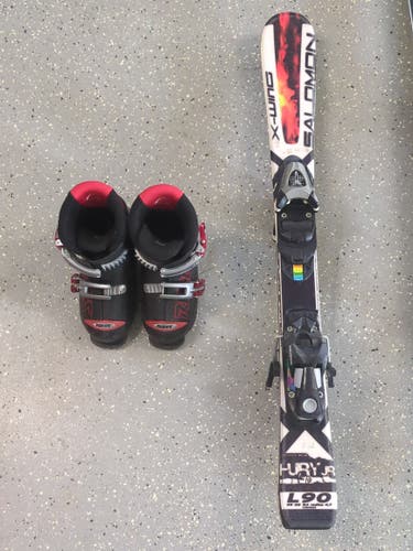 90cm Salmon x wing fury jr skis and roces adjustable boots