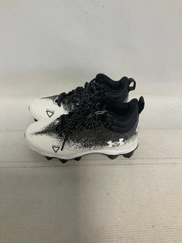 Used Under Armour SPOTLIGHT FRANCHISE 2.0 Jr FB Cleats White Junior 01 11823-S000037449
