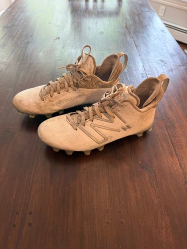New Balance FreezeLX v4 - Men's Cleats (Size 10)