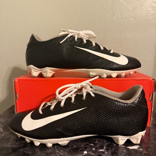 Men's Size 11 Nike Low Top Vapor Carbon Varsity Untouchable Varsity 3 (Used)