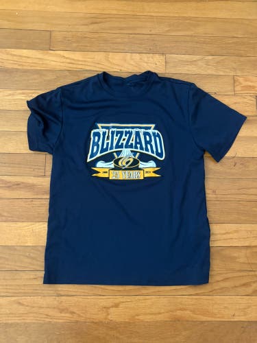 Blue Blizzard Hockey Medium Boys Shirt (Used)
